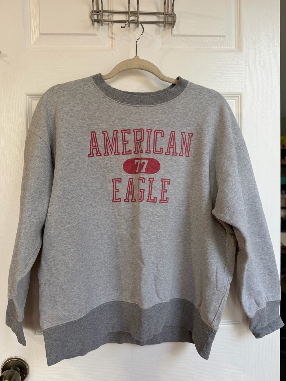 American Eagle Outfitters Crewneck Sweatshirt